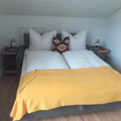 2. Schlaf/Wohnzimmer - Ferienwohnung Edelweiss